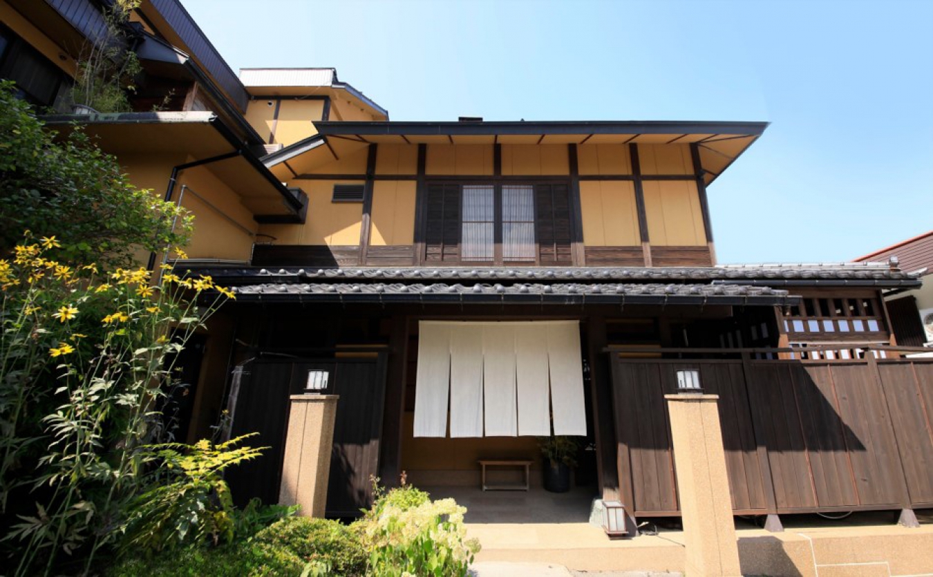 彩花亭 時代屋