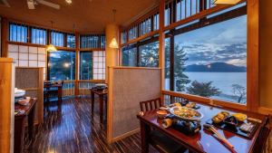 湖畔浪漫の宿 かたくりの花