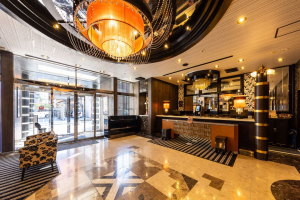 アパホテル〈魚津駅前〉