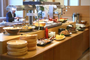 アパホテル〈宮崎延岡駅前〉