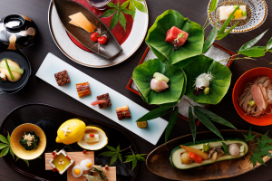 湯田中温泉 よろづや