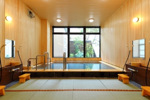 お子様連れの特化した嬉野温泉の旅館　初音荘