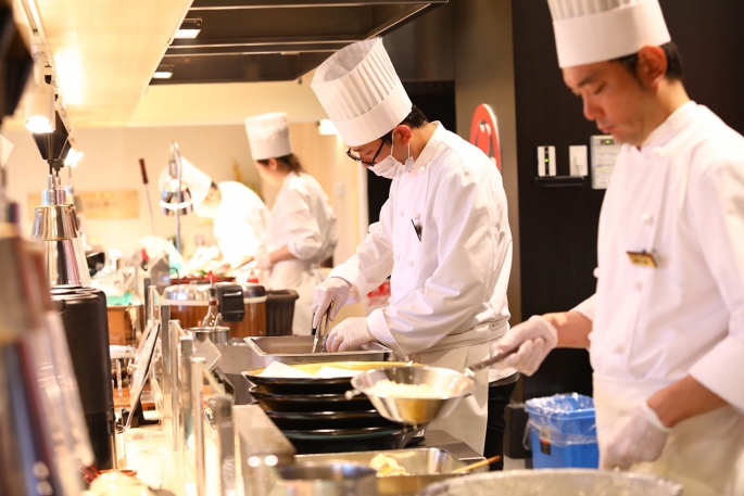 大江戸温泉物語ホテルズ リゾーツ株式会社 調理職 正社員 静岡県 大江戸温泉物語 ホテル水葉亭 料理を通してお客様の心を動かし 思い出のひとつになれるようなひとときを一緒に作り上げてみませんか ホテル 旅館に特化した業界初の人材募集サイト ホテル 旅館