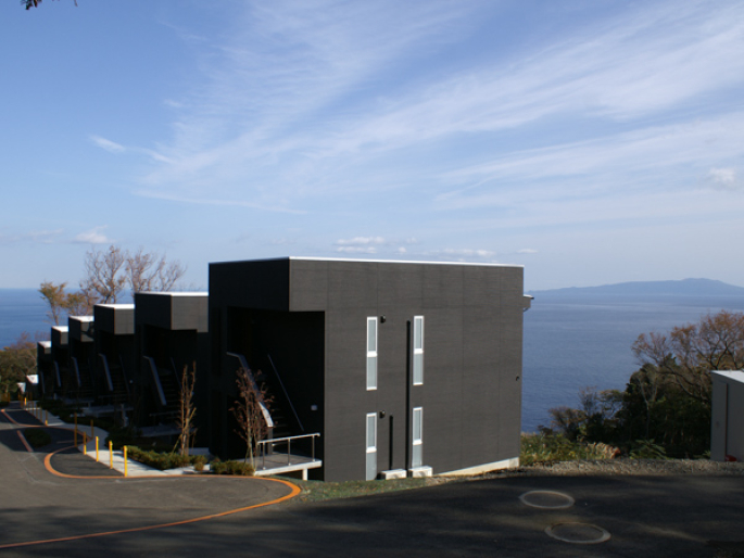 株式会社マックスジャパン