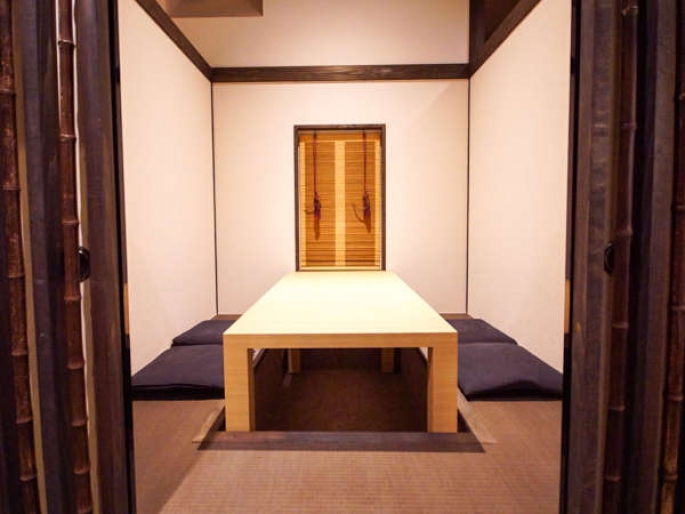 株式会社マックスジャパン