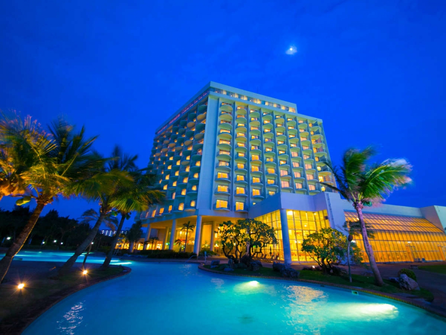 ラグナガーデンホテル