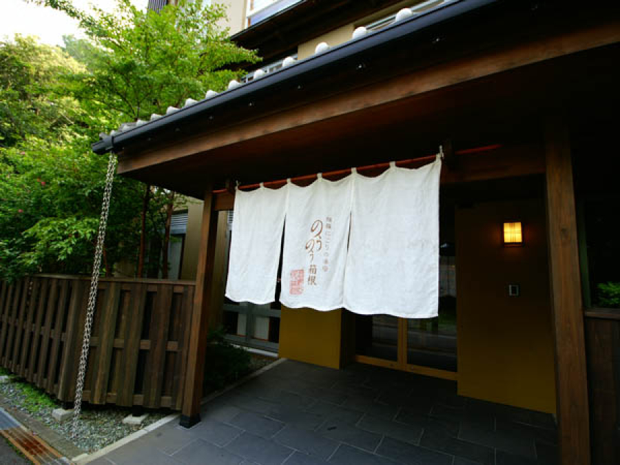 株式会社マックスジャパン